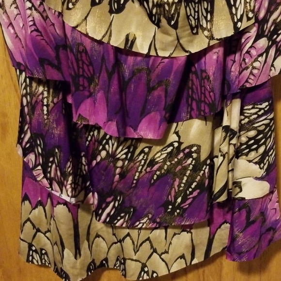 Dots one shoulder top FREE WITH PURCHASE JUST BUNDLE - Picture 2 of 6